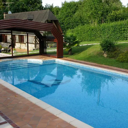Maison Avec Piscine A Honfleur Holiday home *
